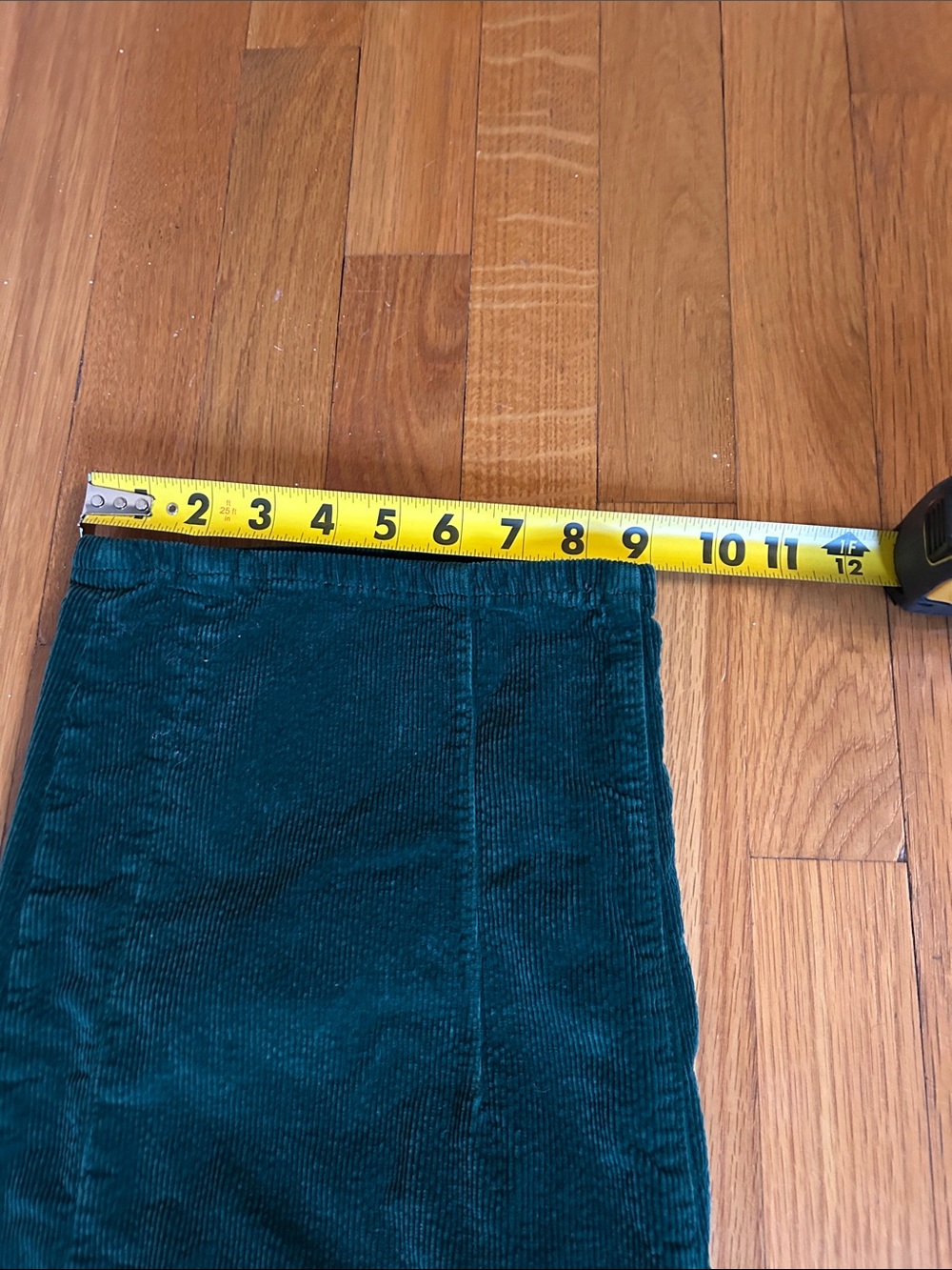 Risen Jeans Green Corduroy Barrel Leg Jeans - Picture 5 of 6